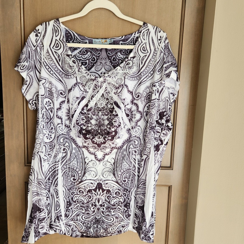 Unity World Wear Woman 3X Paisley Dreamer Embellished Top‎ Blouse Shirt Plus NWT